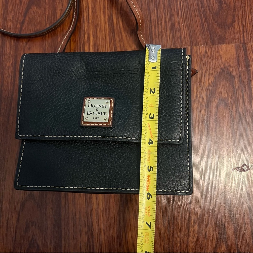 Dooney & Bourke Black Pebbled Leather Crossbody Bag - Picture 10 of 10